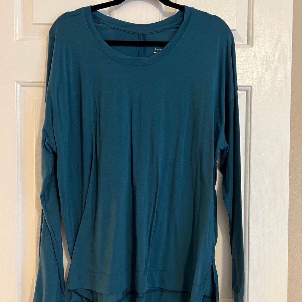 All in Motion Teal Long-sleeved athletic top